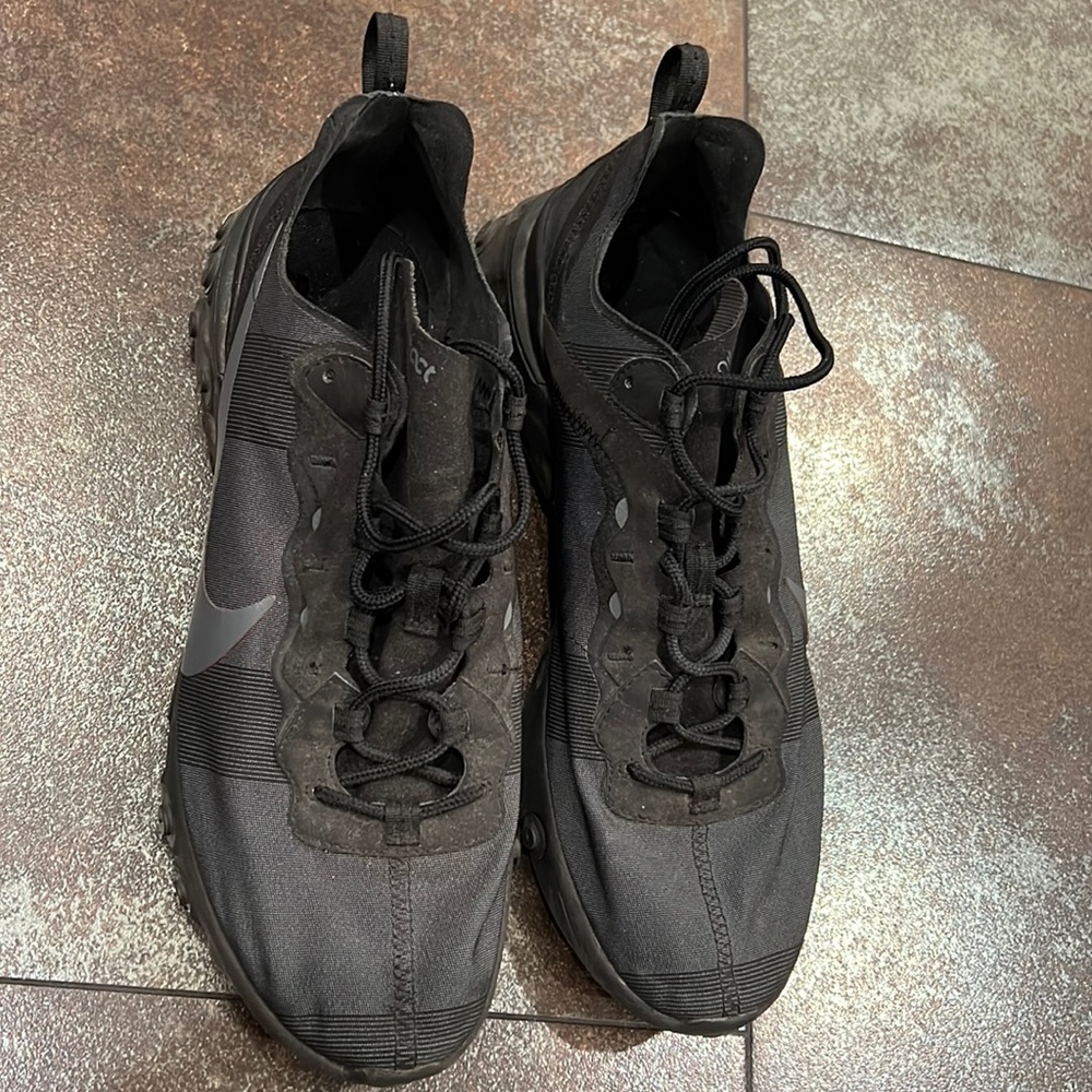 Nike element 55 shoes